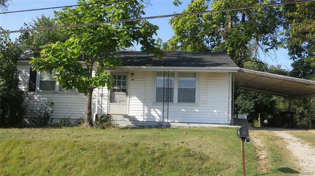Property Photo: 801 East Drive 62018