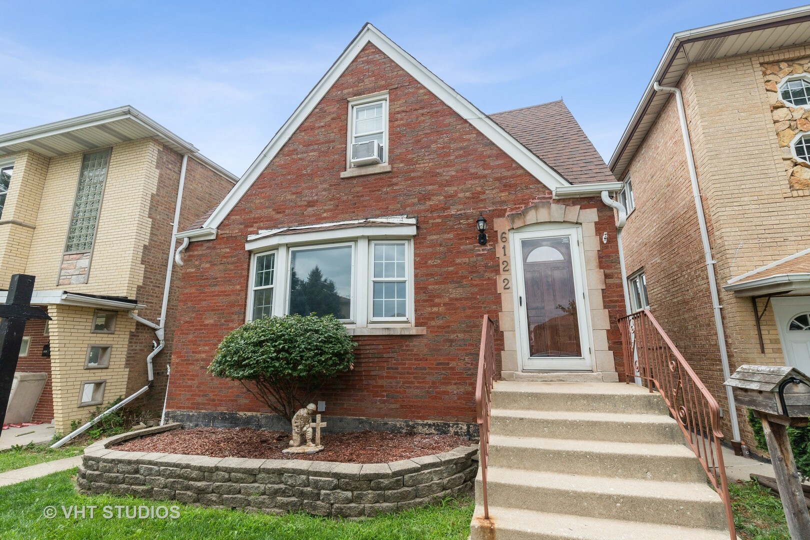 Property Photo:  6122 South Major Avenue  IL 60638 