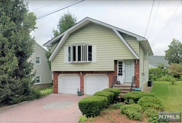 Property Photo:  49 Franklin Avenue  NJ 07057 