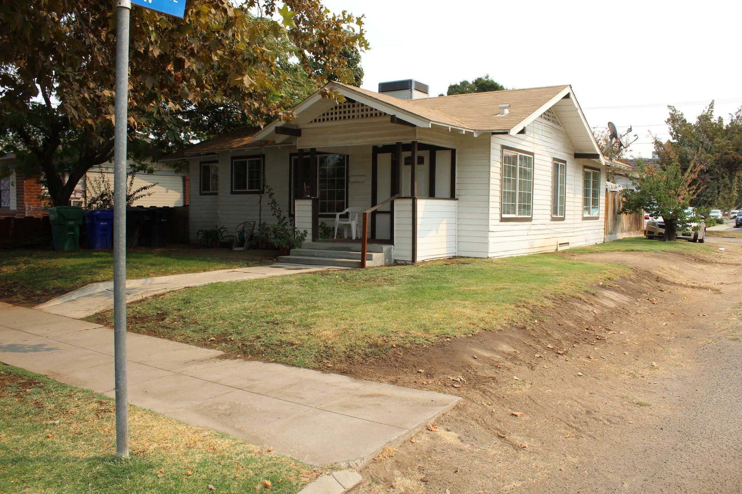 66 N H Street  Porterville CA 93257 photo