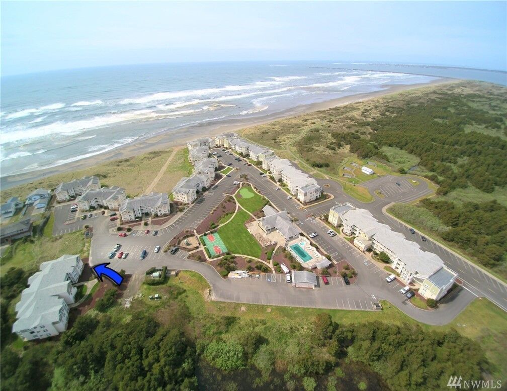 Property Photo:  1600 W Ocean Avenue 1315  WA 98595 