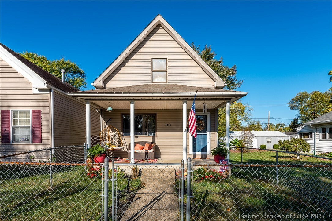 Property Photo:  1115 Chartres Street  IN 47150 