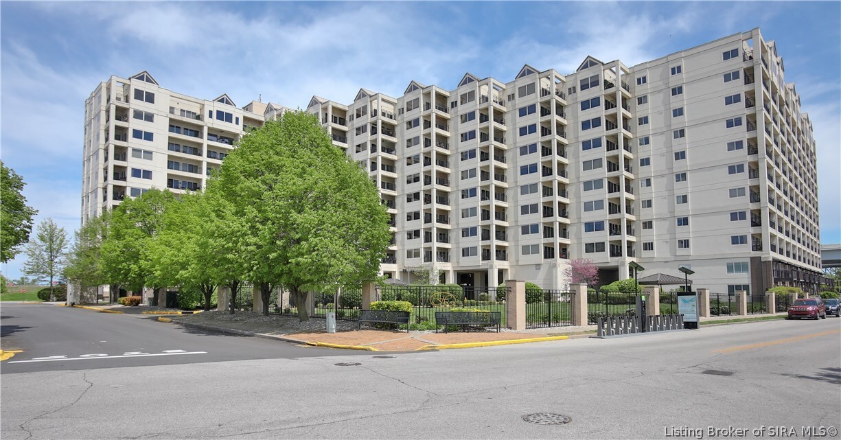 Property Photo:  1 Riverpointe Plaza 318  IN 47130 