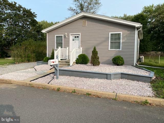 Property Photo:  57 Thorntown Lane  NJ 08505 