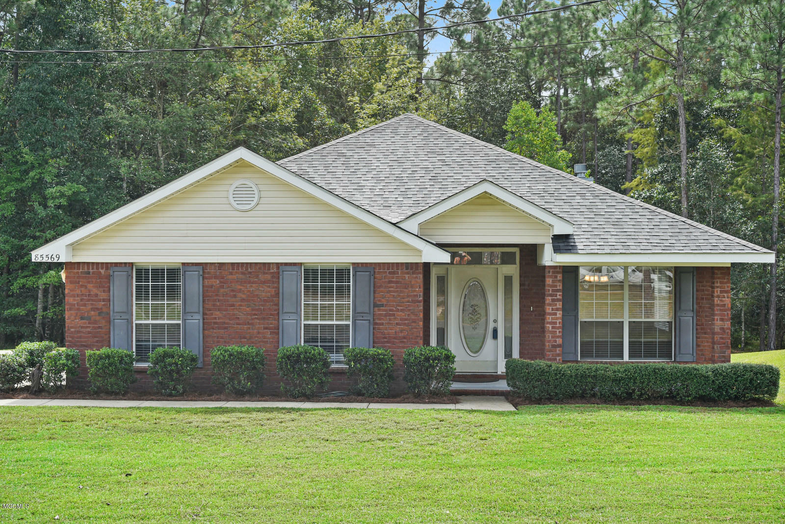 Property Photo:  85569 W Diamondhead Dr W Drive  MS 39525 