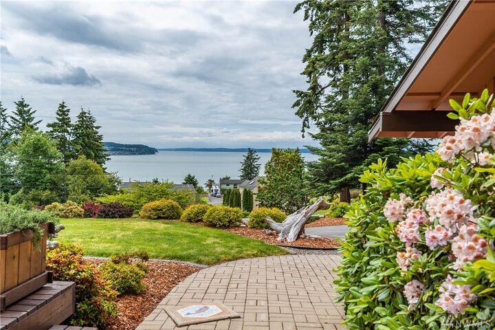 Property Photo:  1575 Polnell Rd  WA 98277 