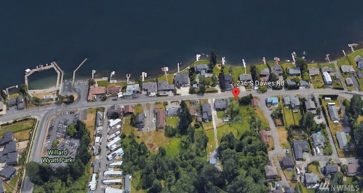 Property Photo: 10503 2nd St SE WA 98258