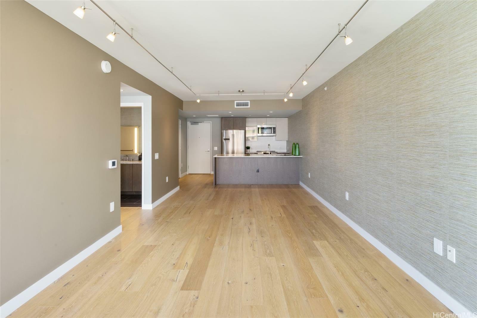 Property Photo:  1001 Queen Street 3707  HI 96814 