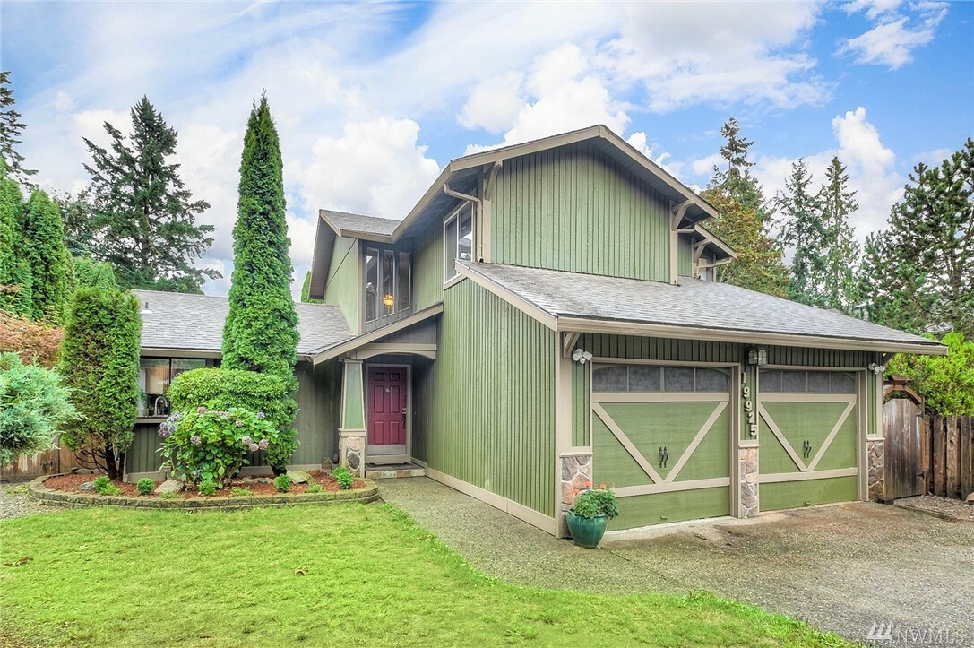 Property Photo: 19925 SE 266th St WA 98042