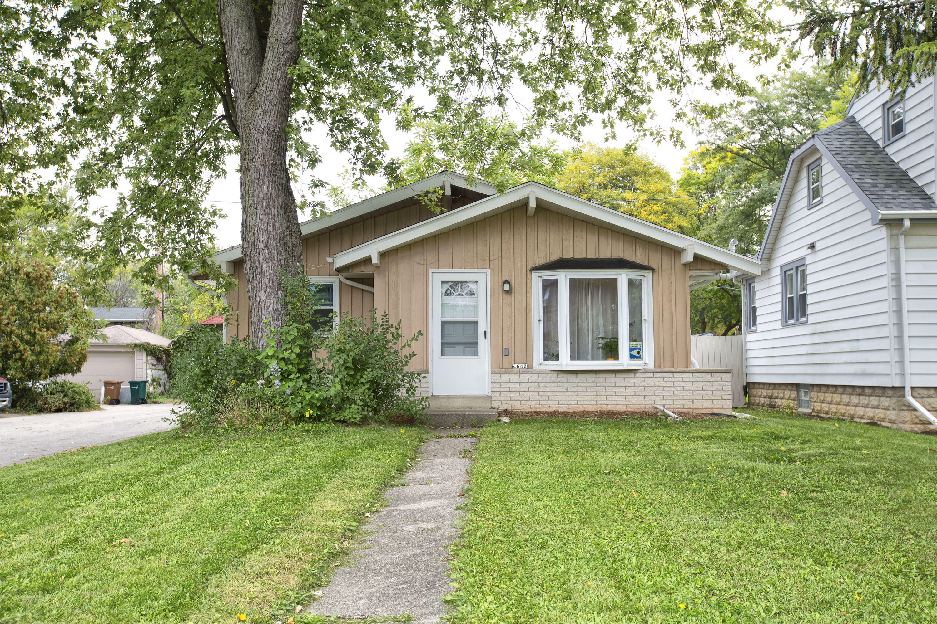 Property Photo:  4640 N River Park Blvd  WI 53209 