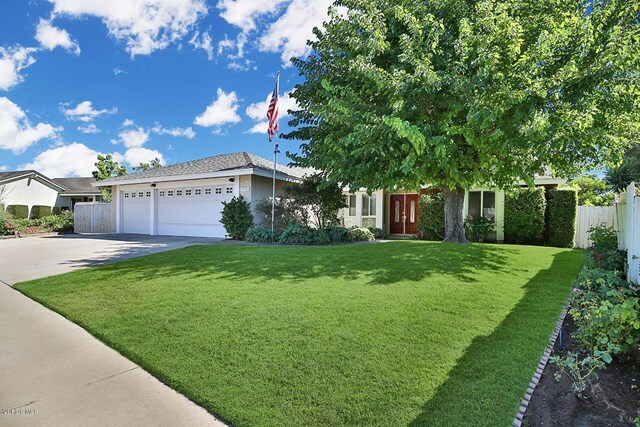 Property Photo:  222 Windsong Street  CA 91360 