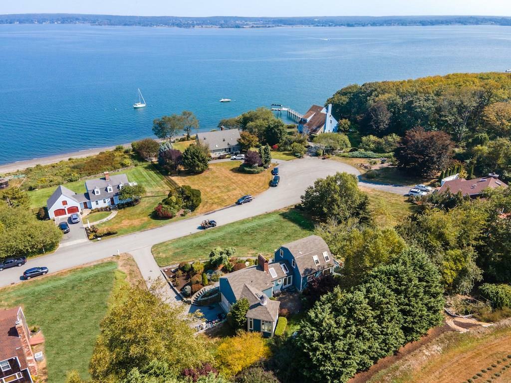 Property Photo:  49 Oliver Hazard Perry Rd  RI 02871 