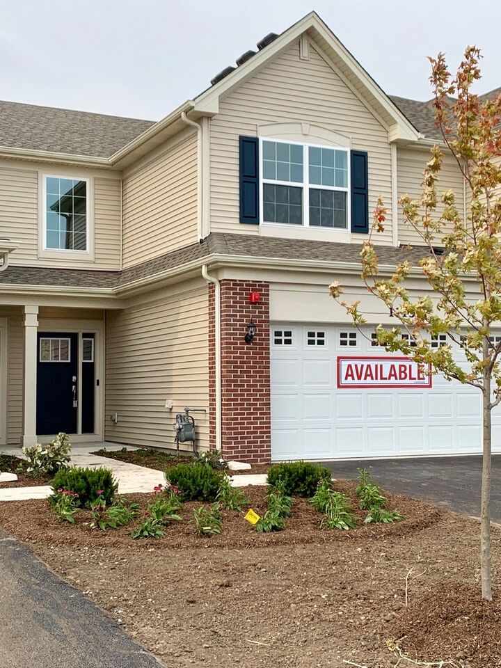 1115 Goldfinch Avenue  Yorkville IL 60560 photo