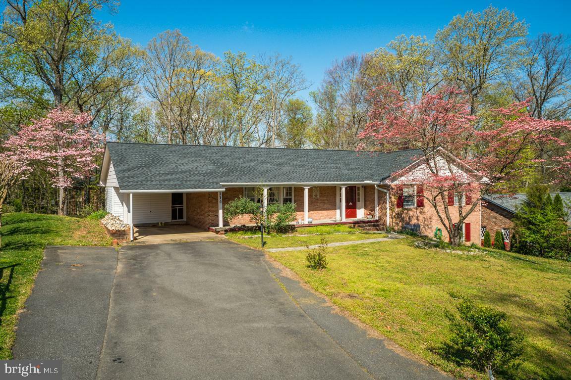 Property Photo:  114 Woodland Road  VA 22401 