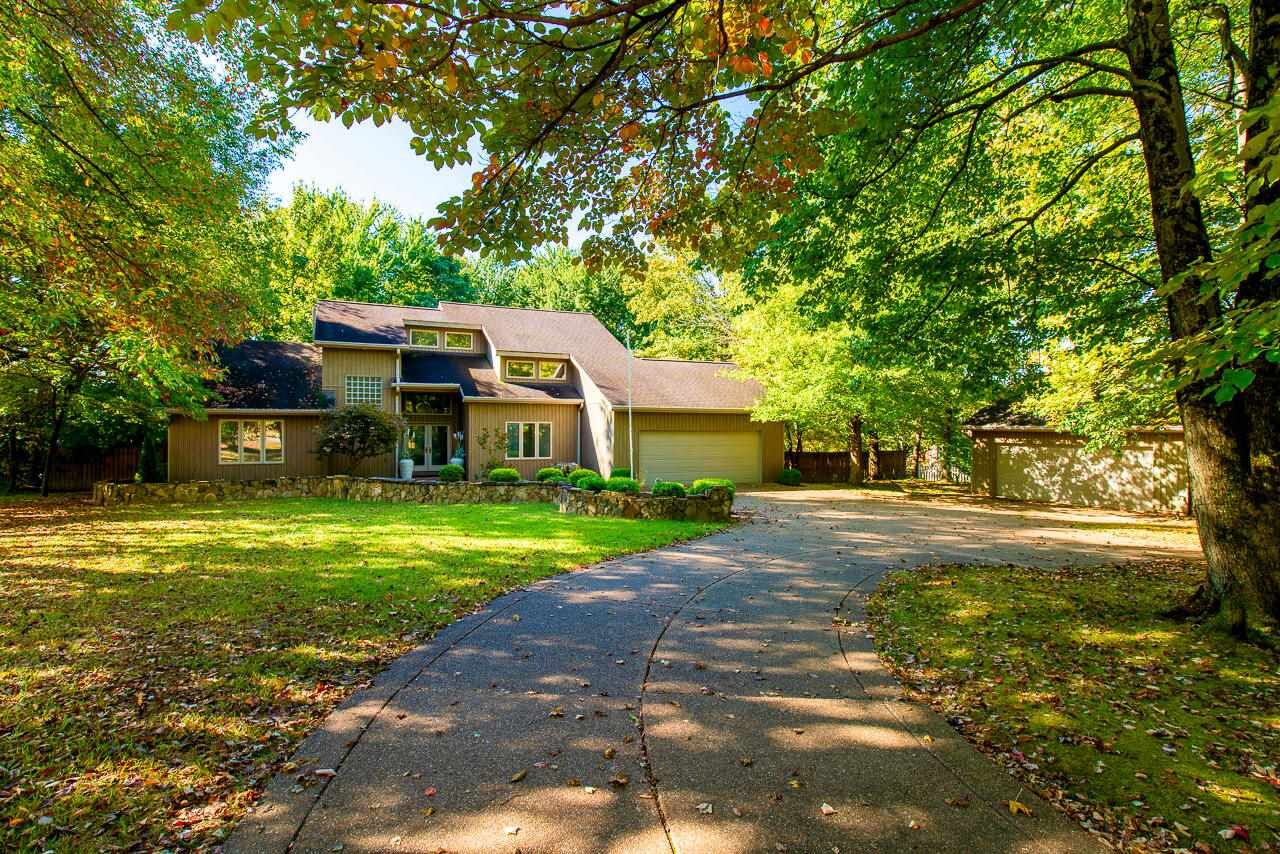 Property Photo:  120 Adryan Way  IN 47725 