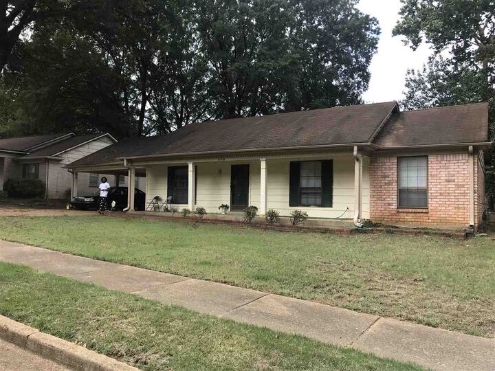 3429 Fox Meadows Rd  Memphis TN 38115 photo