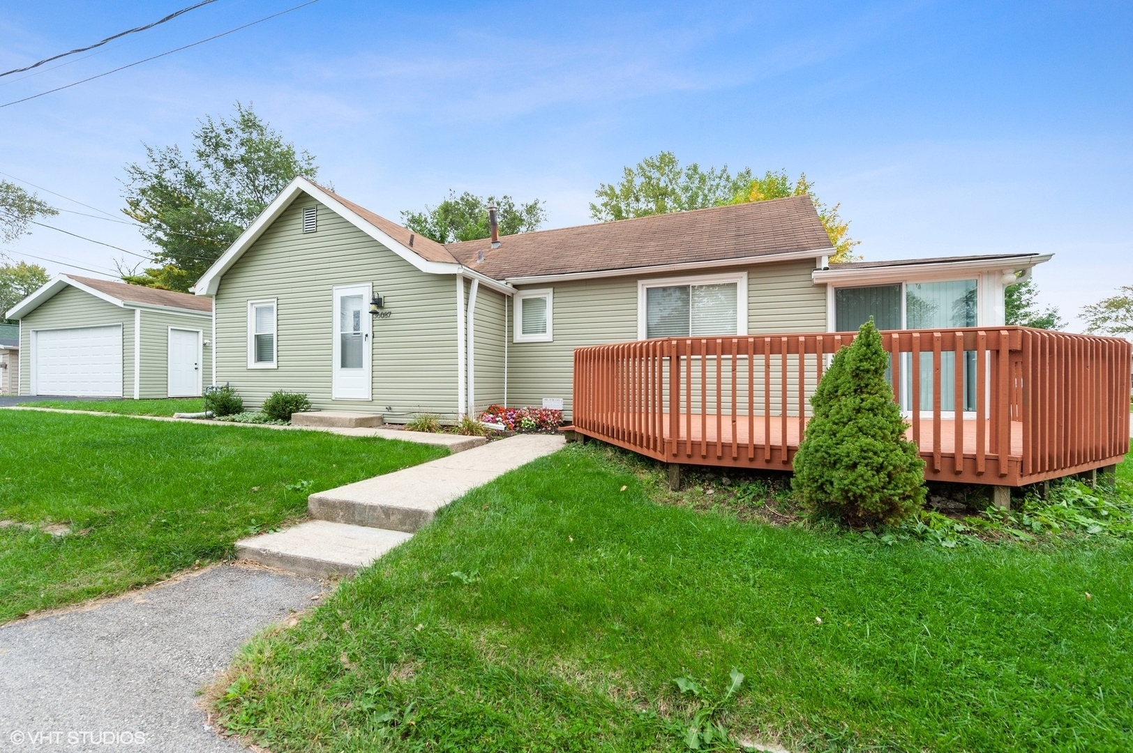 Property Photo:  36087 N James Court  IL 60041 