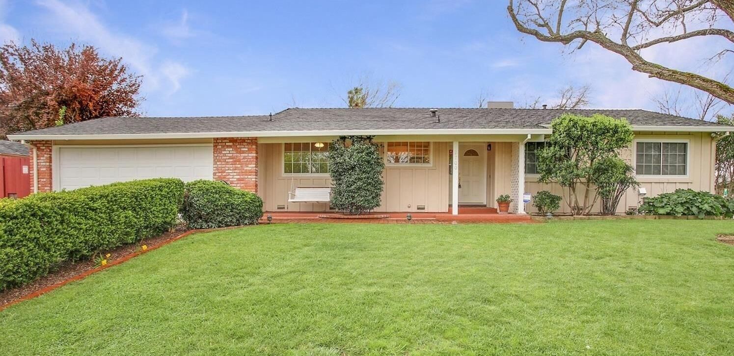 Property Photo: 2700 Wissemann Drive CA 95826
