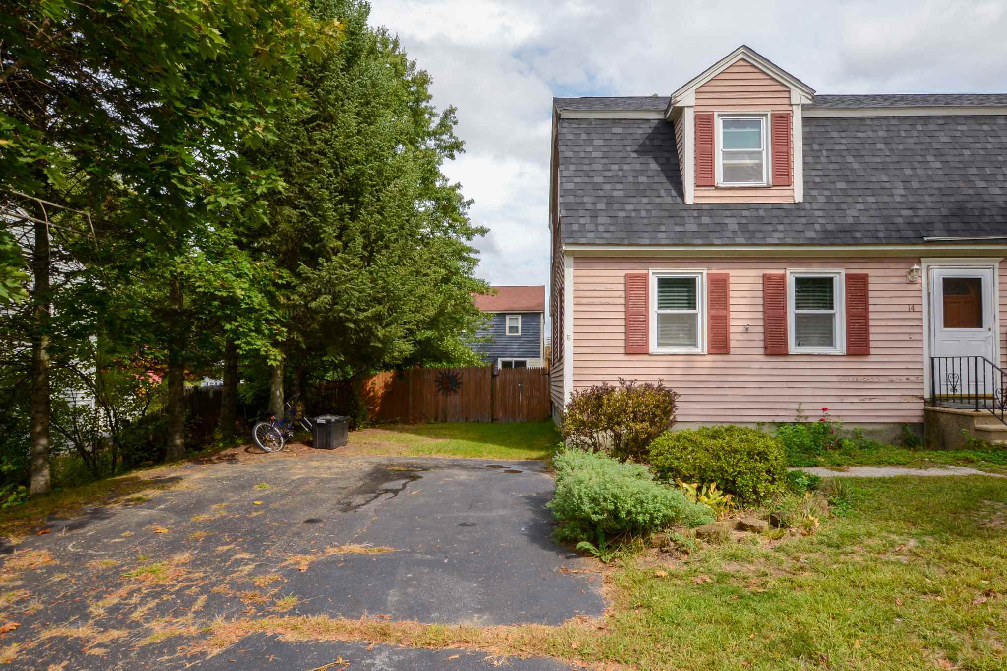 Property Photo:  14L Tigertail Circle  NH 03038 