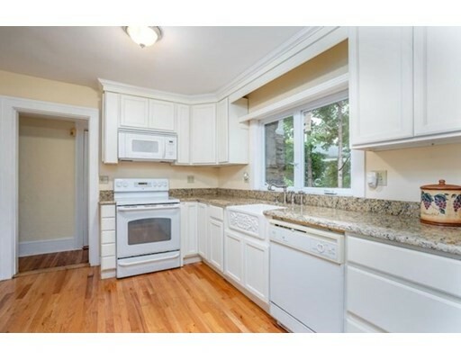 Property Photo:  43 Creswell Rd  MA 01602 