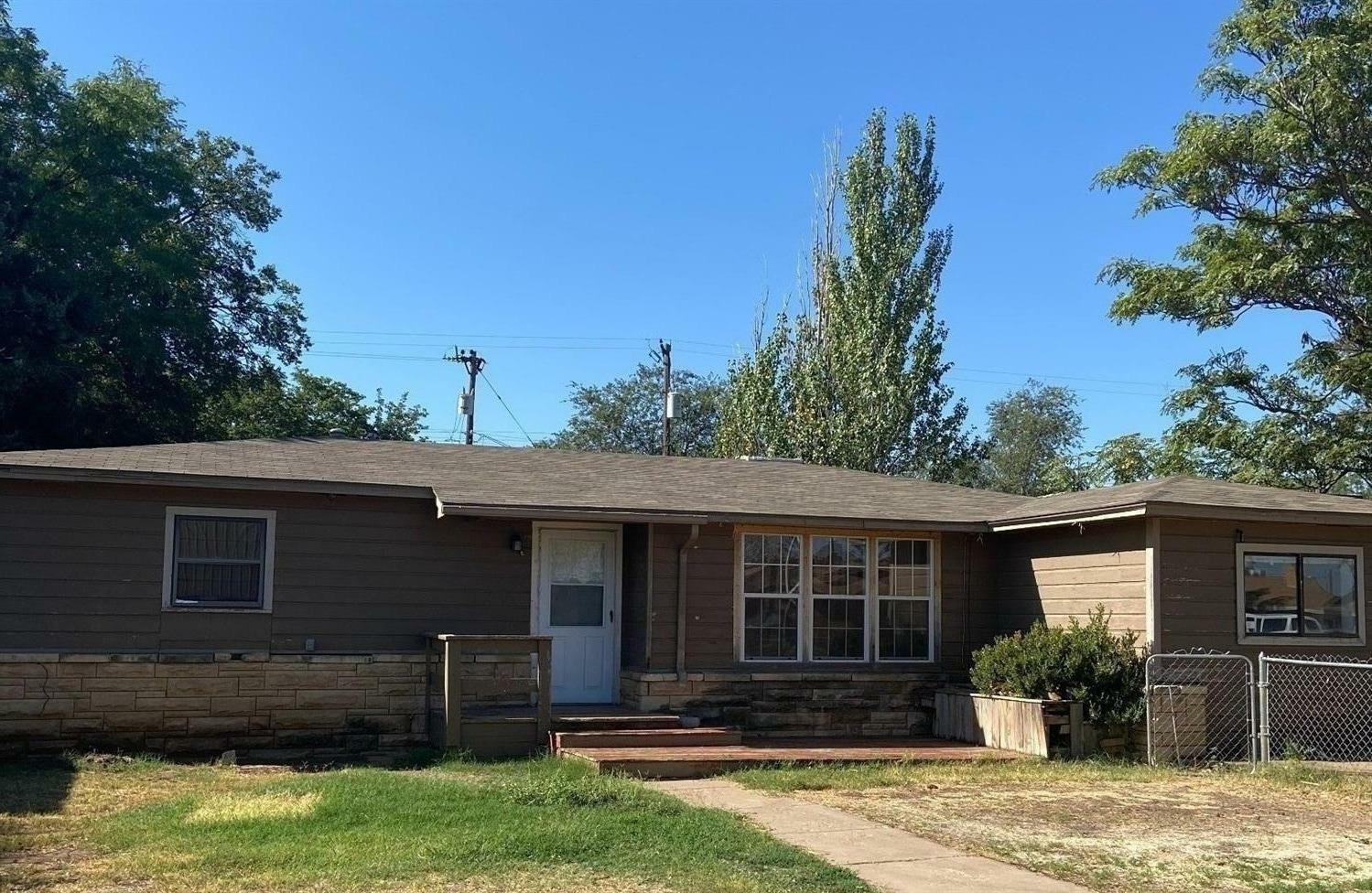 Property Photo:  3109 36th Street  TX 79413 