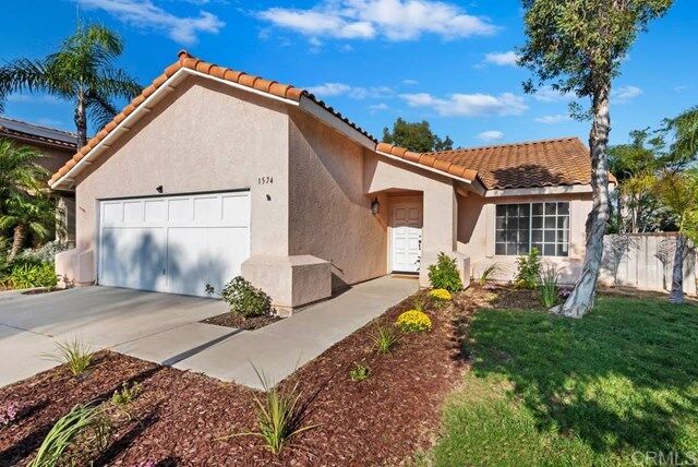 Property Photo: 1574 Avenida Andante CA 92056