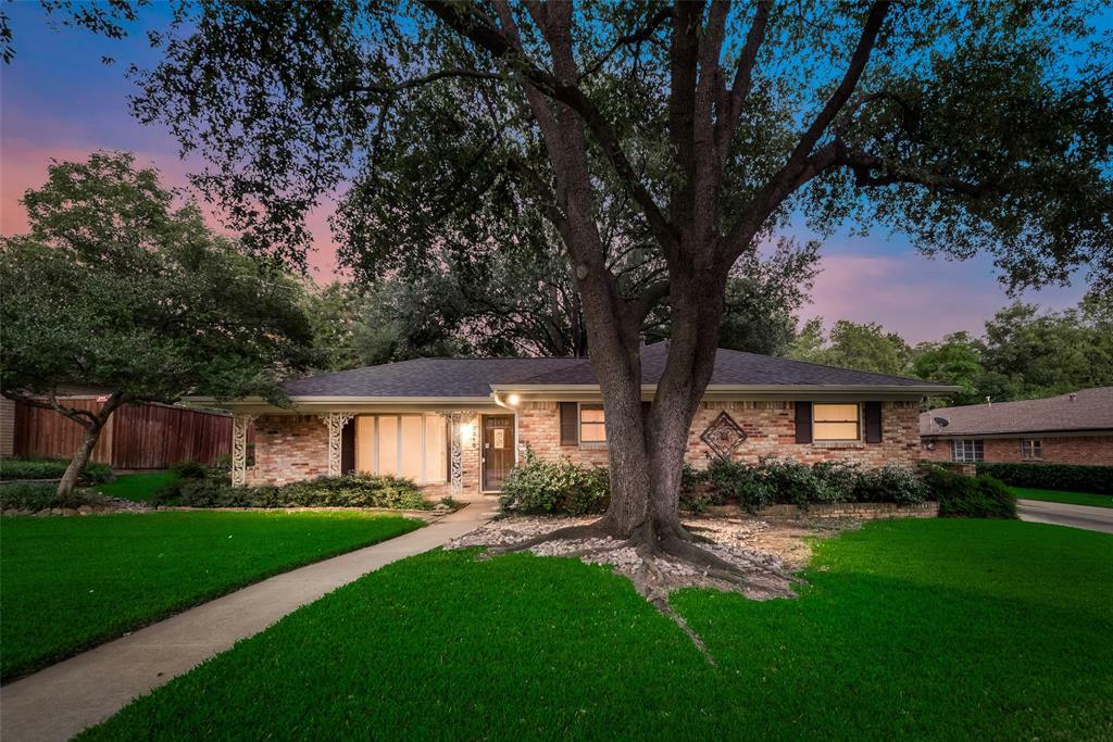 Property Photo:  2310 Ravenwood Drive  TX 75050 