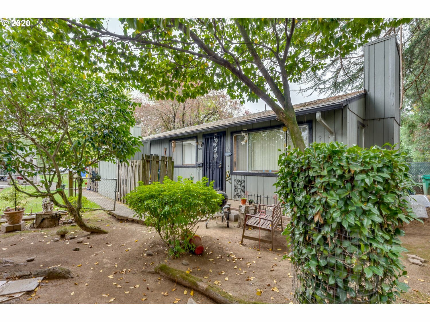 Property Photo: 6040 NE Killingsworth St OR 97218