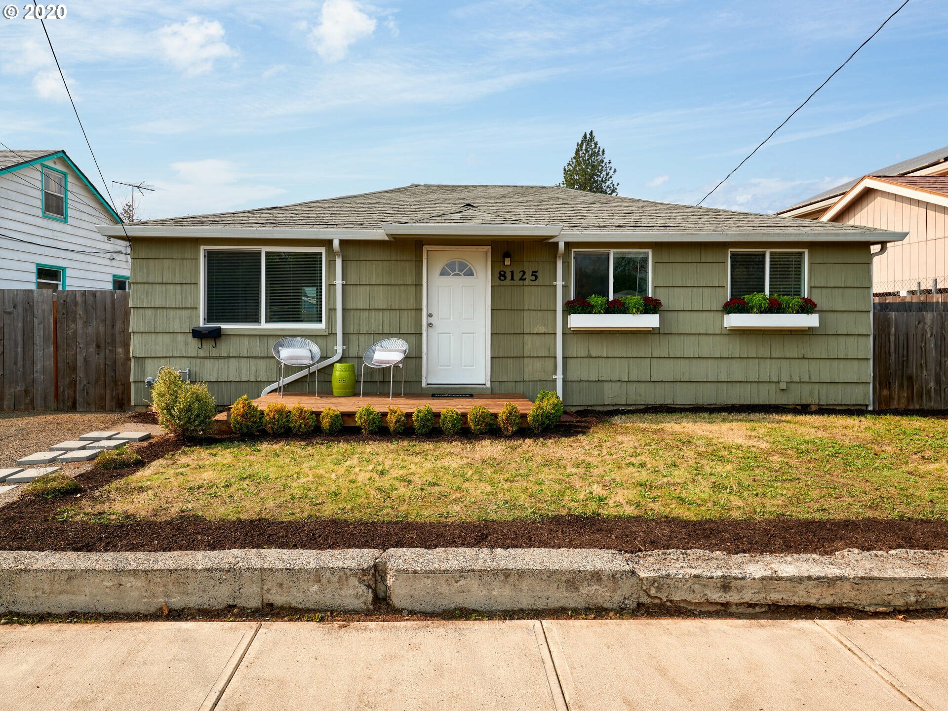 Property Photo:  8125 SE 65th Ave  OR 97206 