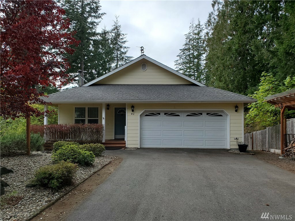 Property Photo:  40 SE Barberry Place  WA 98584 