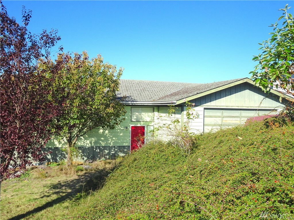 Property Photo:  370 Dennis Blvd  WA 98368 