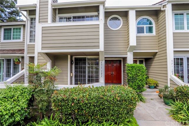 Property Photo:  571 John K Drive 102  CA 90803 