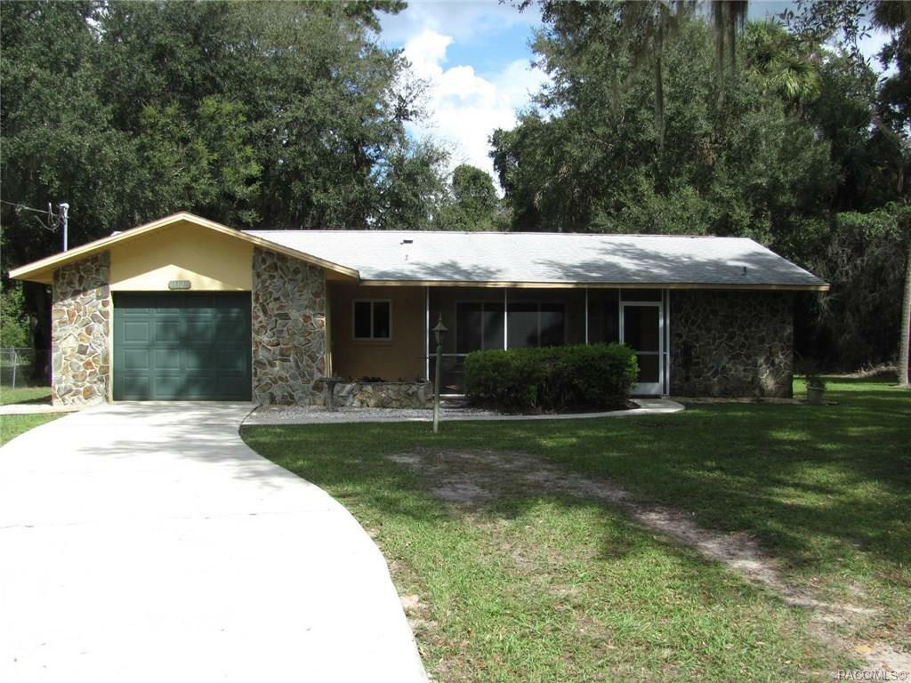 Property Photo:  11129 W Cedar Lake Drive  FL 34428 