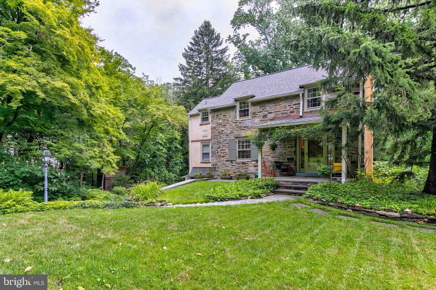 Property Photo: 37 Green Valley Road PA 19086