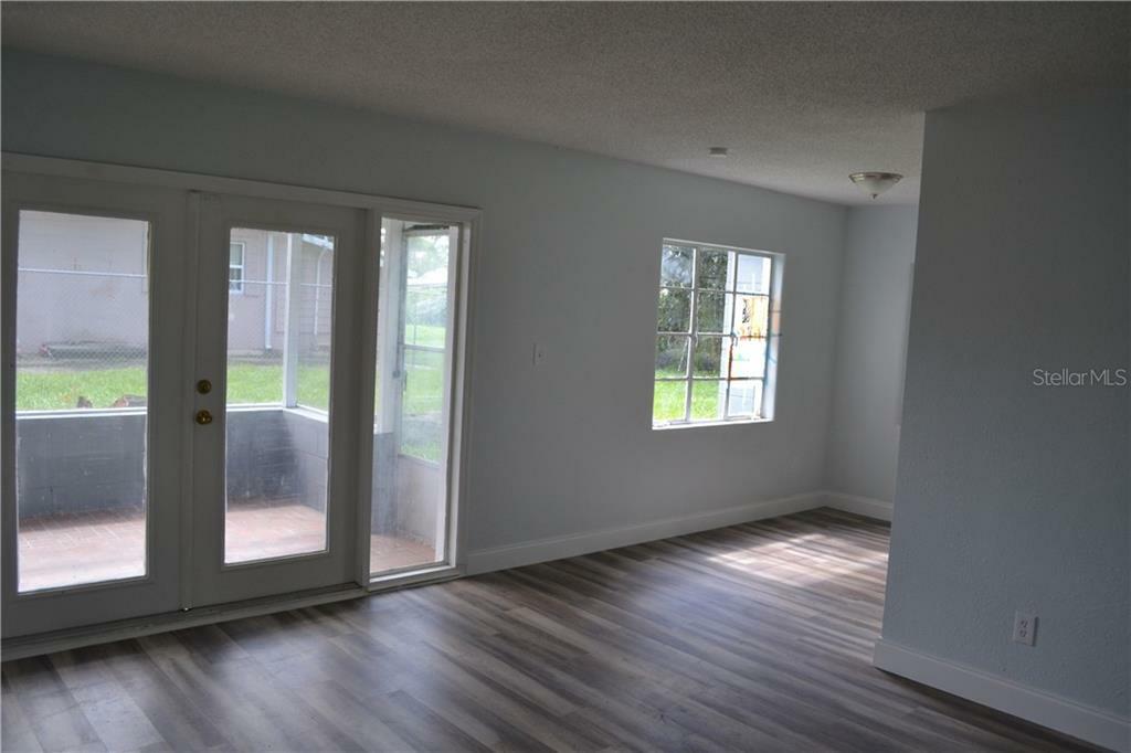 Property Photo:  858 Pinedale Avenue  FL 32808 