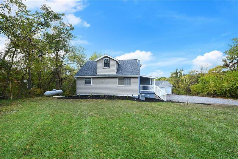 Property Photo:  1382 Gringo Clinton Rd  PA 15001 