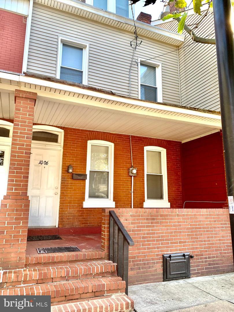 Property Photo:  1006 Brunswick Avenue  NJ 08638 