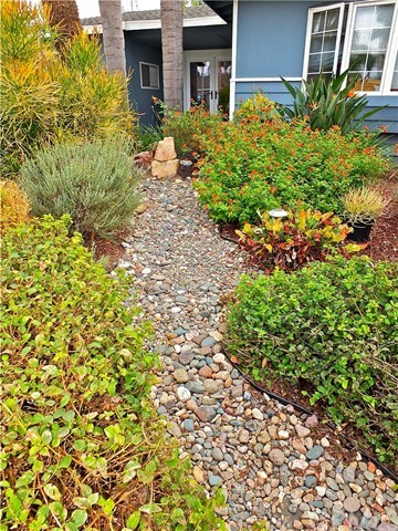 Property Photo: 1902 Pattiz Avenue CA 90815