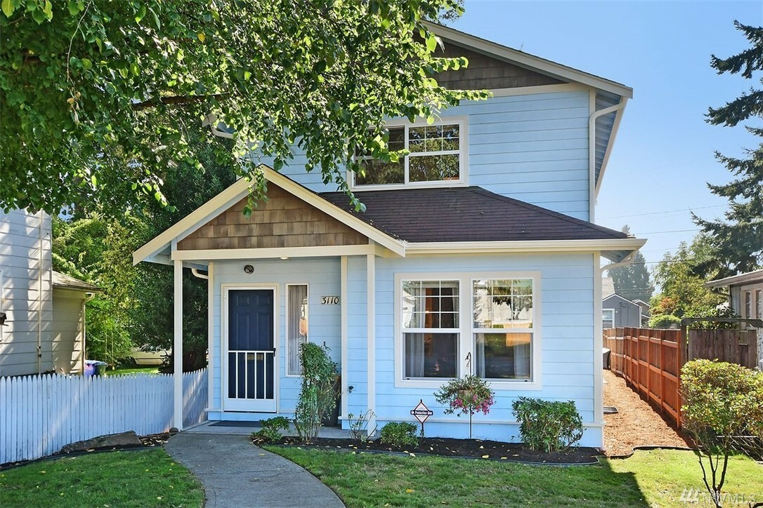 Property Photo:  3110 S 13th St  WA 98405 