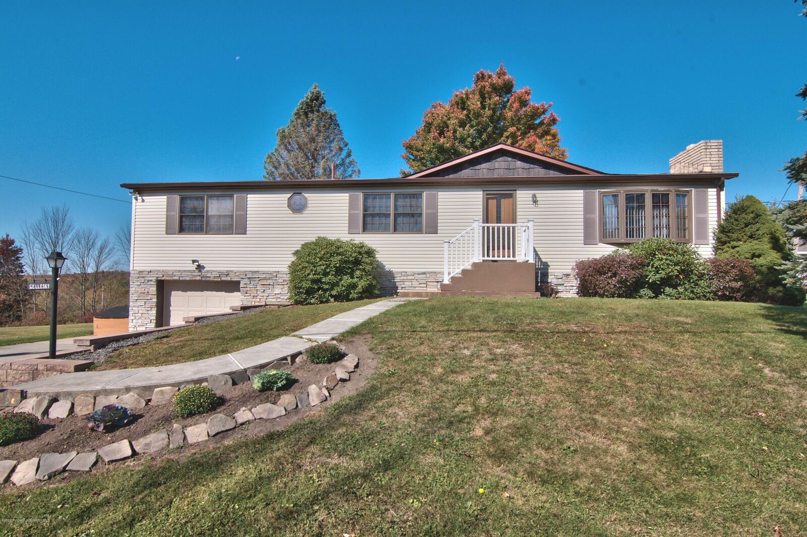Property Photo:  2151 Aberdeen Road  PA 18444 