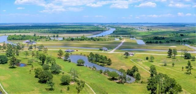 Property Photo:  15504 Elizabeth Drive  TX 77705 