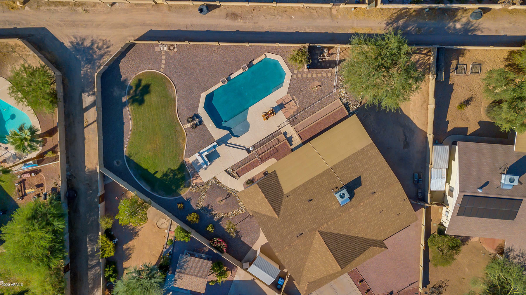 Property Photo:  1516 E Chilton Drive  AZ 85283 