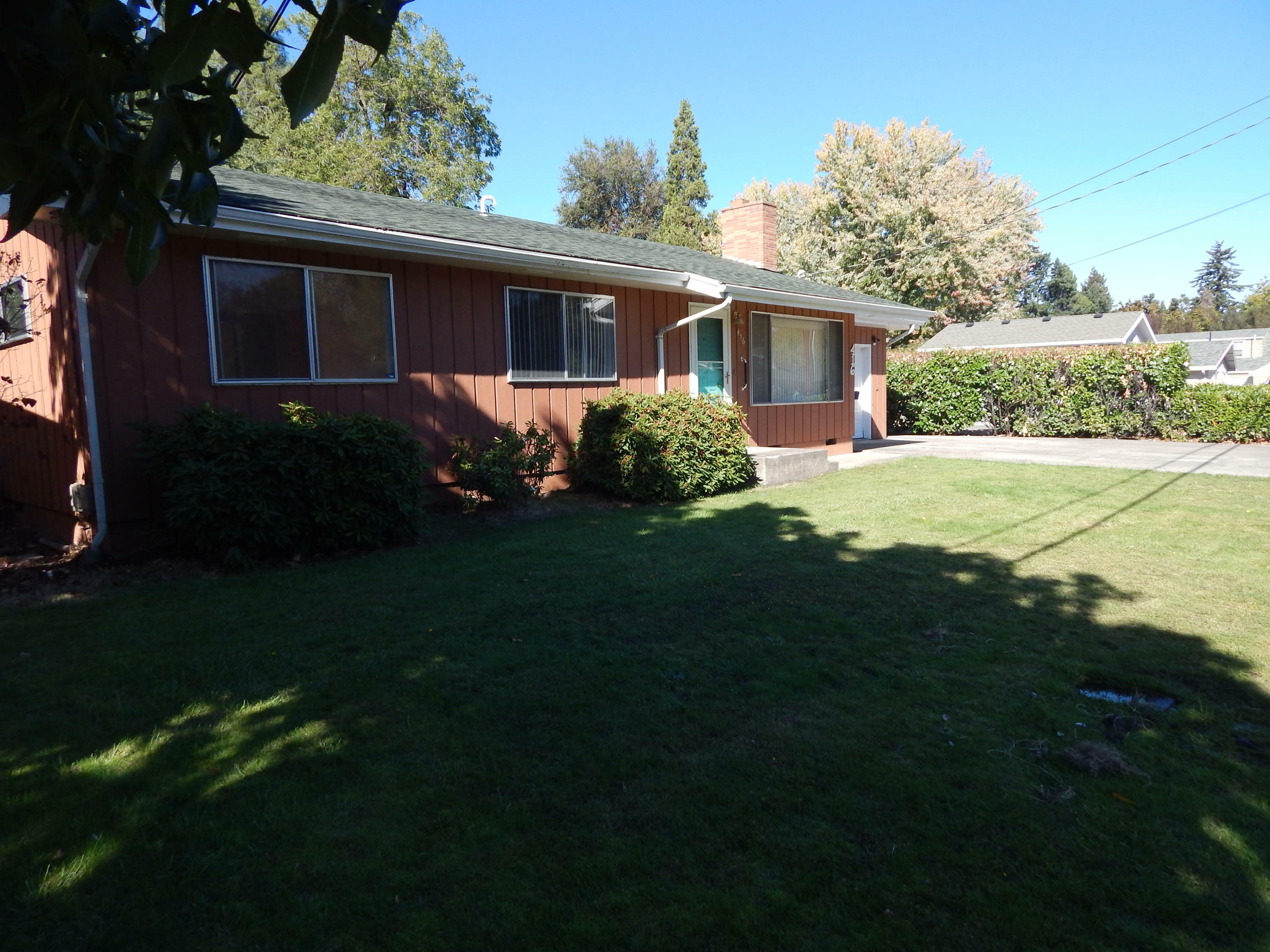 416 Willamette Avenue  Medford OR 97504 photo