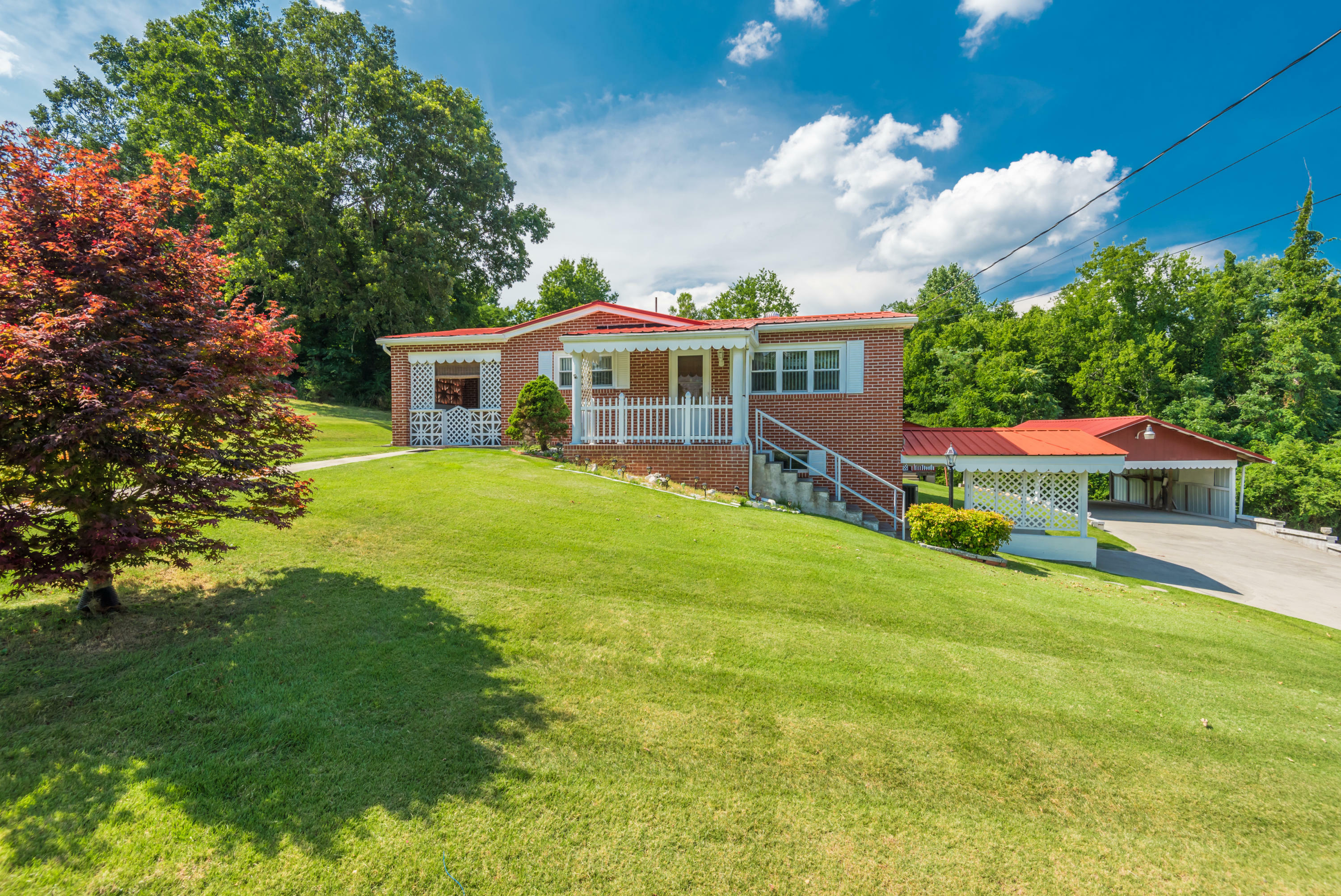 Property Photo:  210 Lakeview Rd  TN 37748 