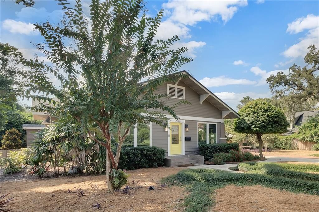 Property Photo:  1756 Hollywood Avenue  FL 32789 