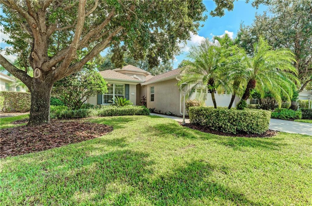 Property Photo:  5535 Simonton Street  FL 34203 