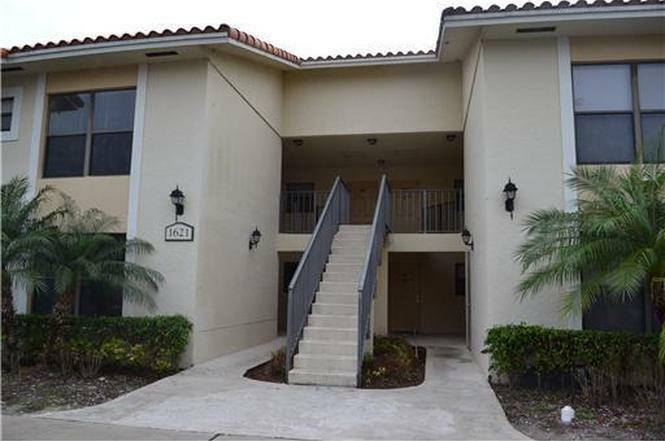 Property Photo:  1621 Balfour Point Drive G  FL 33411 