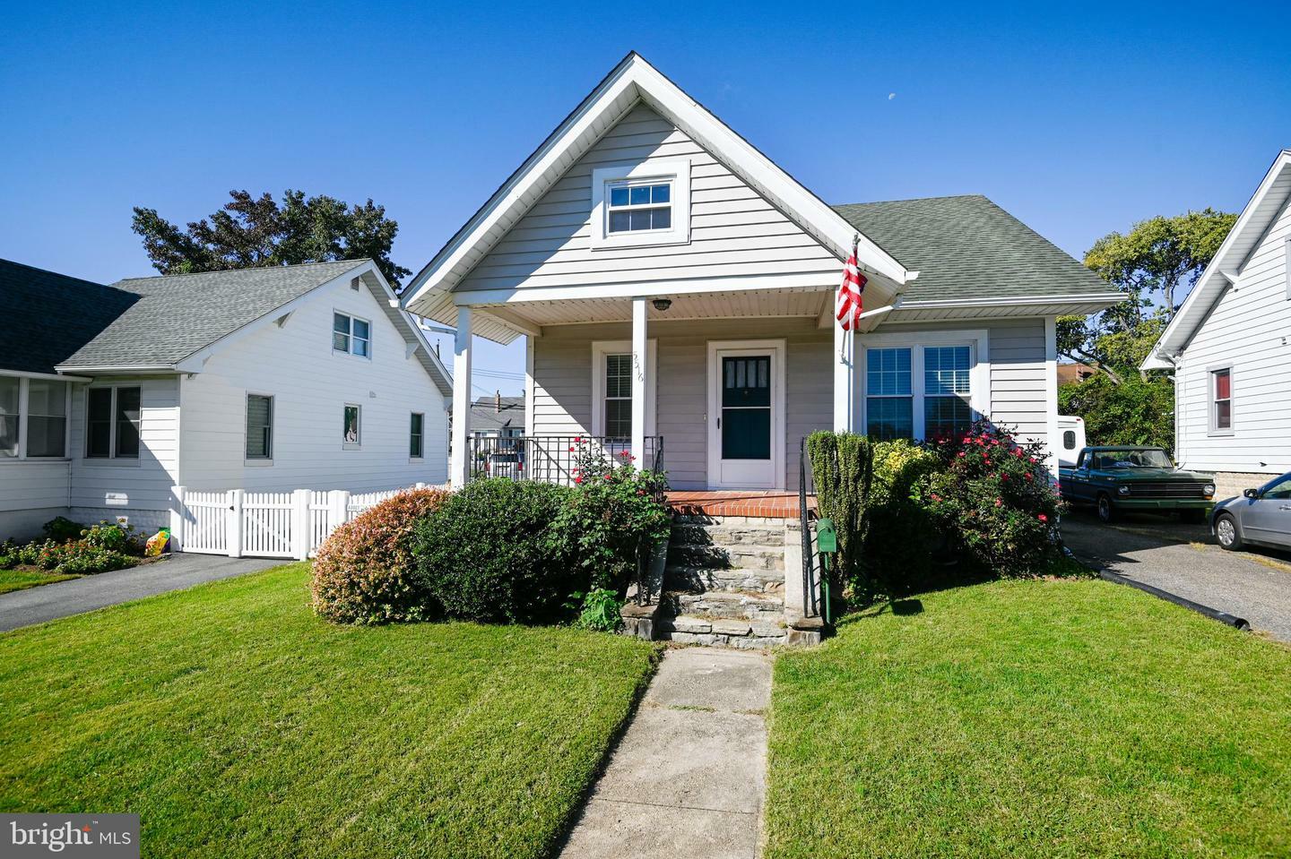 Property Photo: 5516 Carville Avenue MD 21227