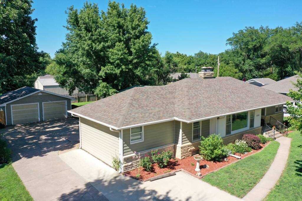 Property Photo:  406 Random Rd  KS 67114 