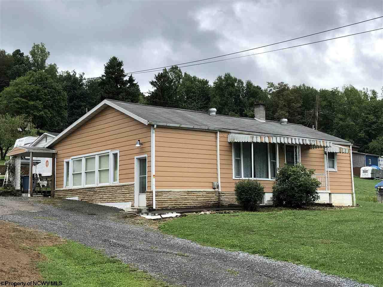 Property Photo:  197 Maple Leaf Lane  WV 26508 